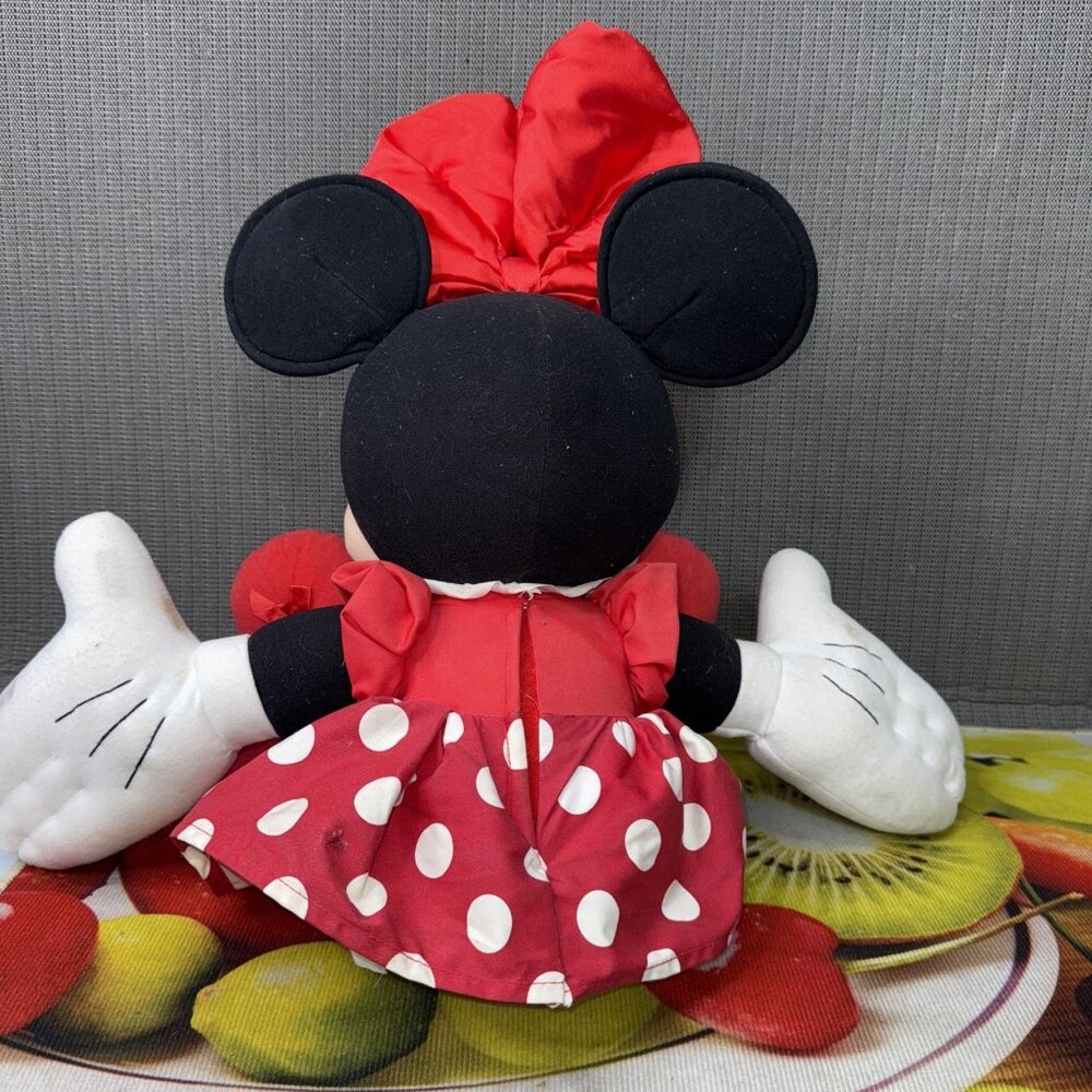 RARE 15” Minnie Mouse Talking Doll - Picture 7 of 7